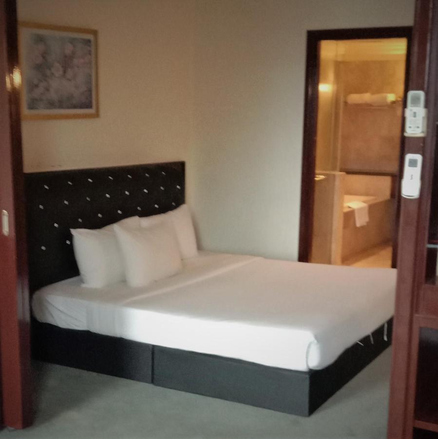Ringko Service Apartments At Berjaya Times Square Kl كوالالمبور المظهر الخارجي الصورة