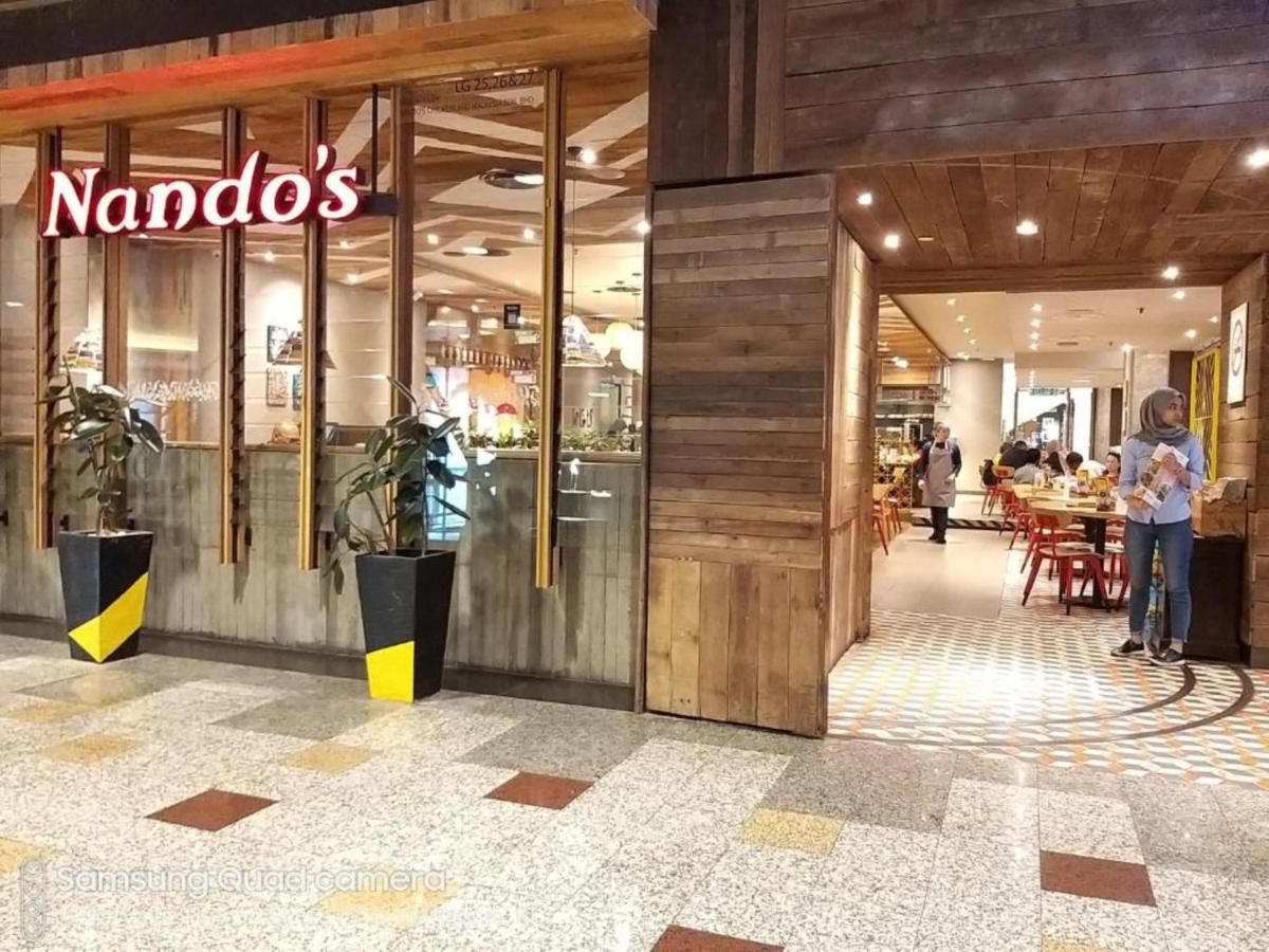 Ringko Service Apartments At Berjaya Times Square Kl كوالالمبور المظهر الخارجي الصورة